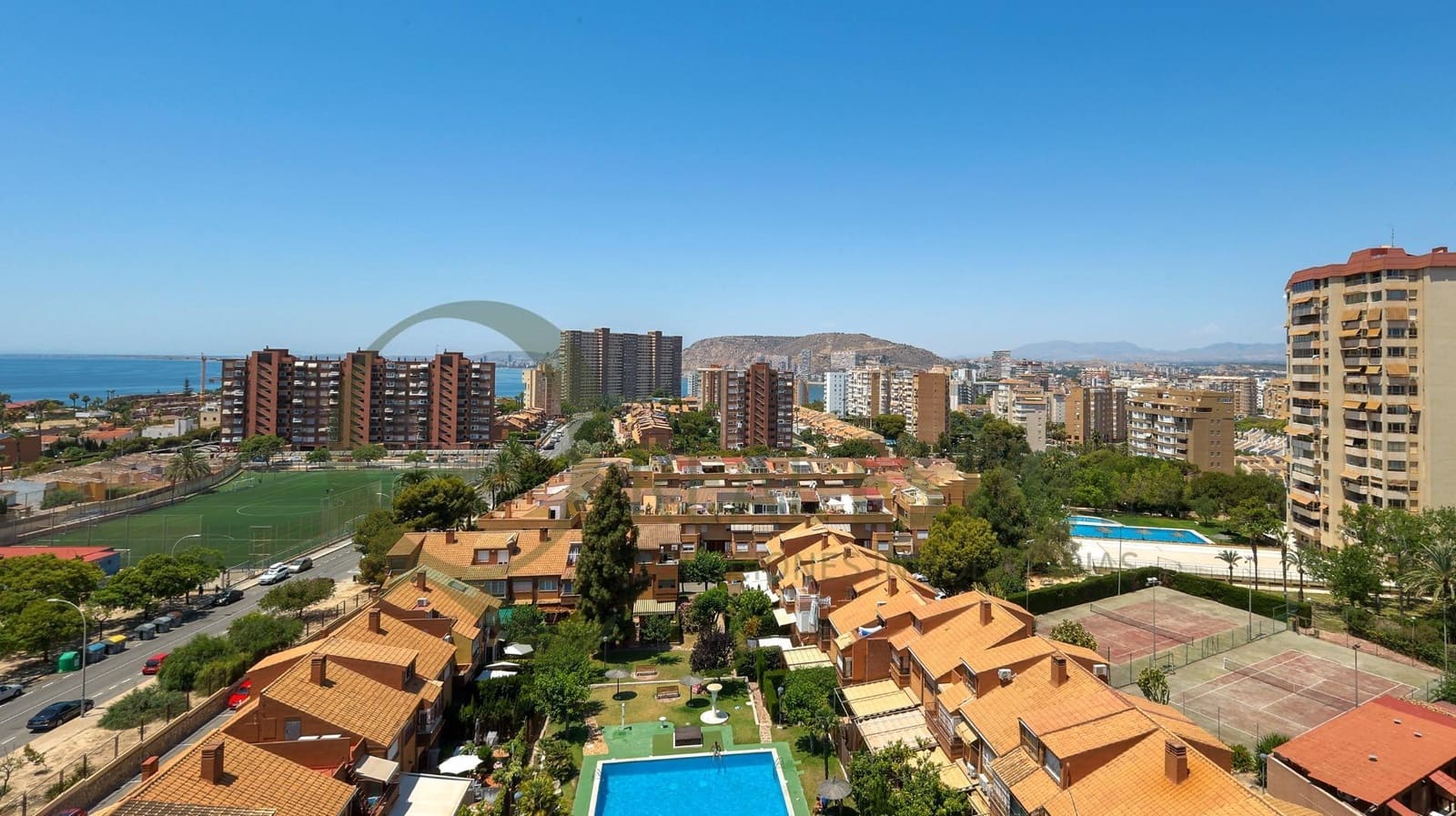 3 soverom Leilighet til salgs i Playa de San Juan med svømmebasseng garasje - € 430 000 (Ref: 9783017)