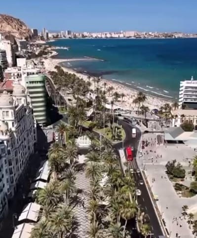 4 camera da letto Appartamento in vendita in Alicante città - 245.000 € (Rif: 9783020)