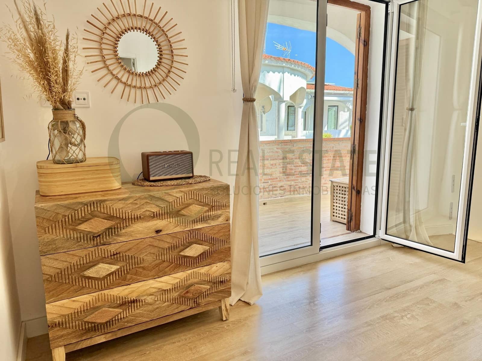 4 soveværelse Villa til salg i Playa de Muchavista med swimmingpool garage - € 695.000 (Ref: 9788421)