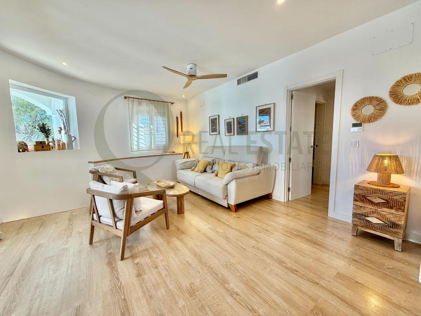 4 soveværelse Villa til salg i Playa de Muchavista med swimmingpool garage - € 695.000 (Ref: 9788421)