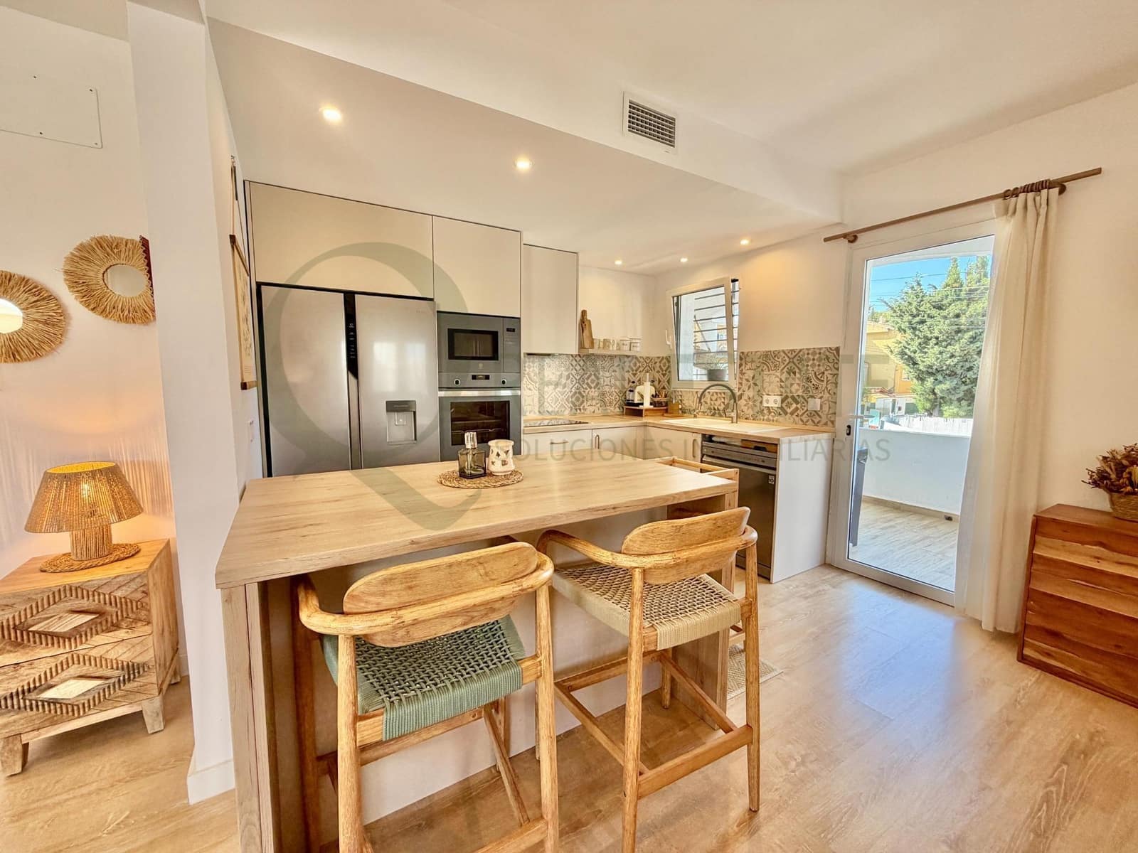 4 soveværelse Villa til salg i Playa de Muchavista med swimmingpool garage - € 695.000 (Ref: 9788421)