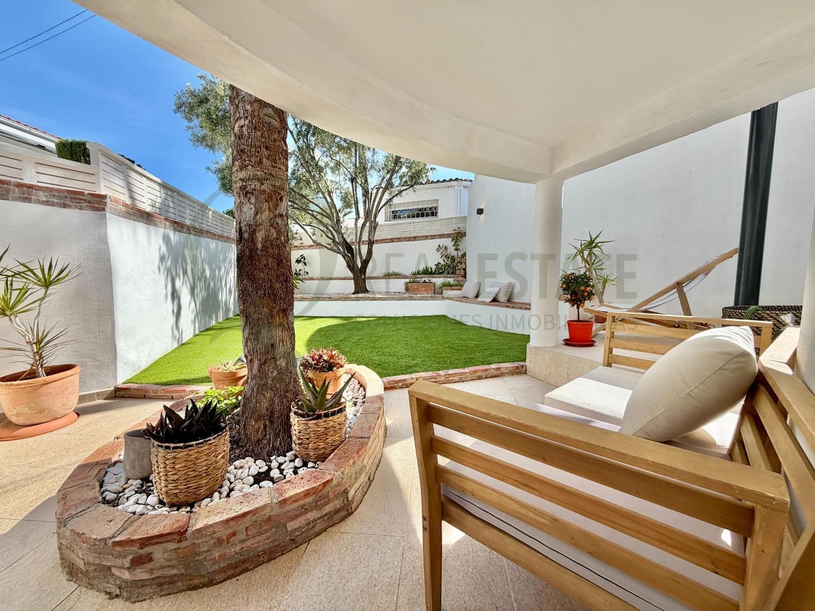 4 soveværelse Villa til salg i Playa de Muchavista med swimmingpool garage - € 695.000 (Ref: 9788421)