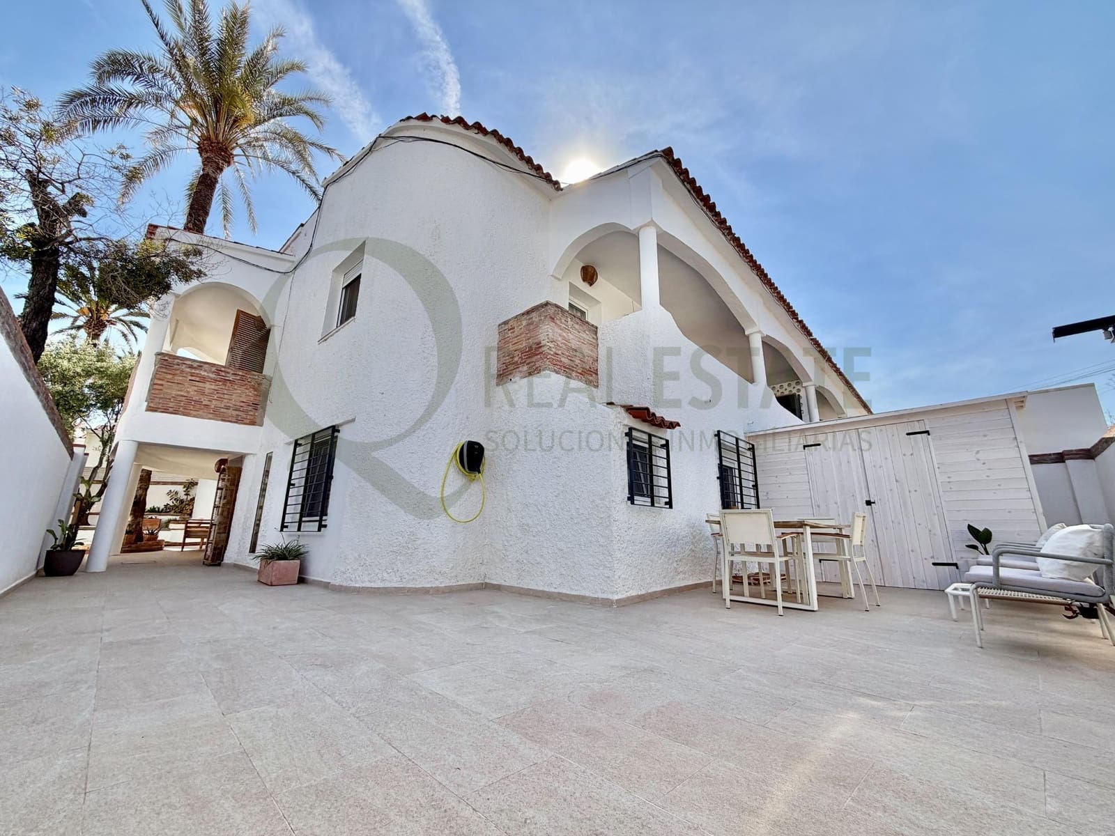 4 soveværelse Villa til salg i Playa de Muchavista med swimmingpool garage - € 695.000 (Ref: 9788421)