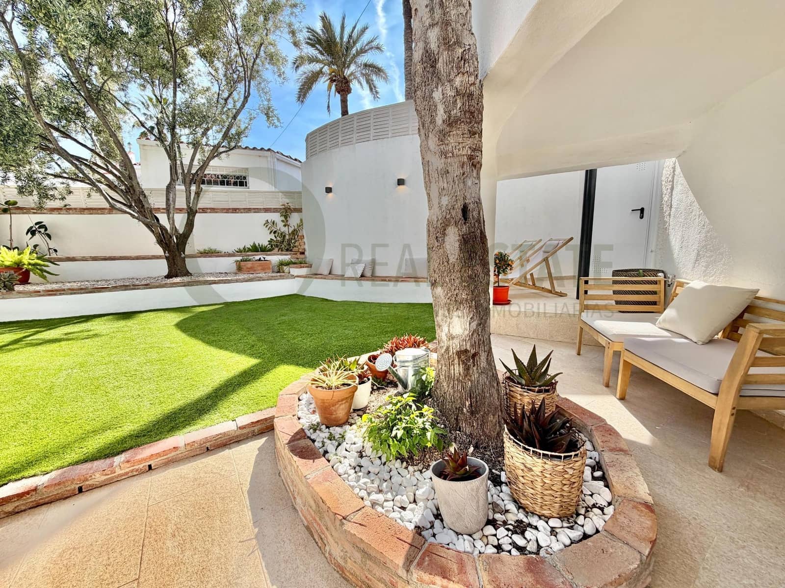 4 soveværelse Villa til salg i Playa de Muchavista med swimmingpool garage - € 695.000 (Ref: 9788421)