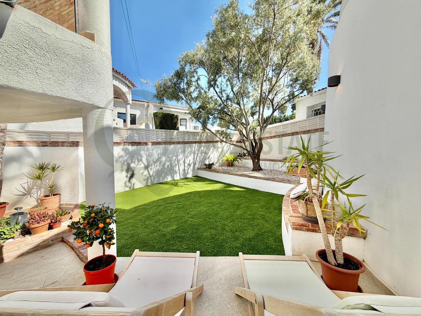 4 soveværelse Villa til salg i Playa de Muchavista med swimmingpool garage - € 695.000 (Ref: 9788421)