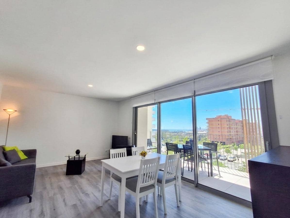 3 slaapkamer Flat te huur in Alicante stad met zwembad garage - € 2.150 (Ref: 9797143)