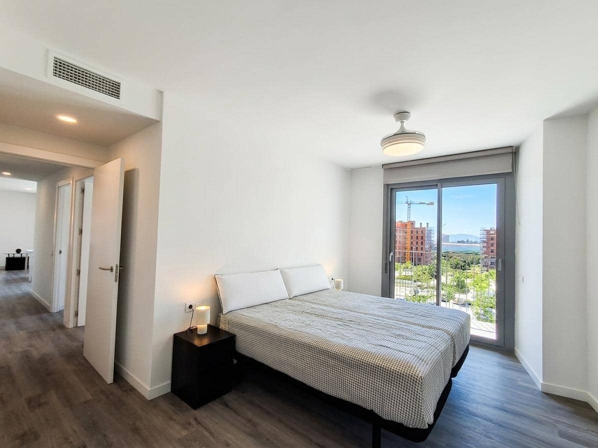 3 slaapkamer Flat te huur in Alicante stad met zwembad garage - € 2.150 (Ref: 9797143)