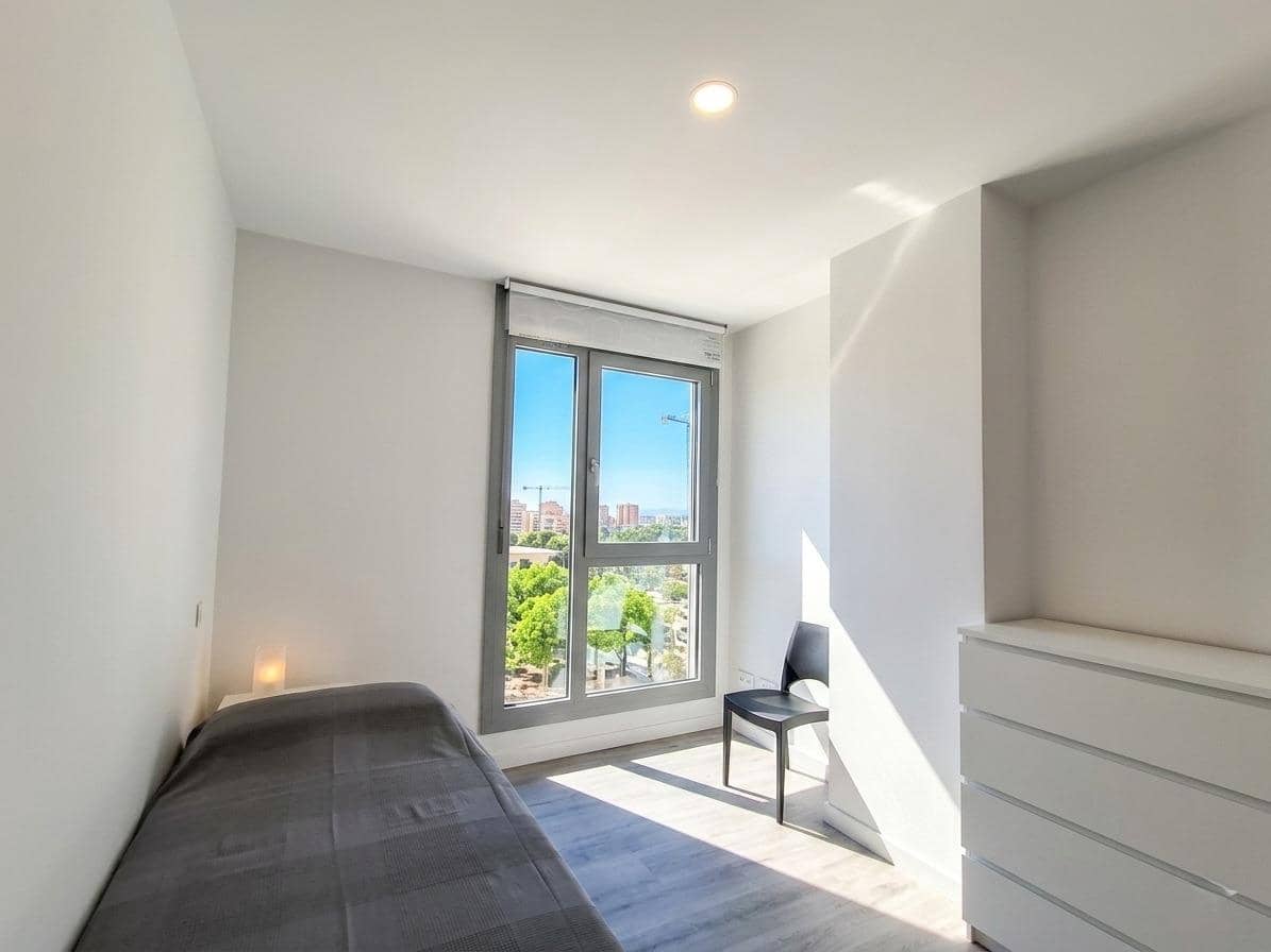 3 slaapkamer Flat te huur in Alicante stad met zwembad garage - € 2.150 (Ref: 9797143)