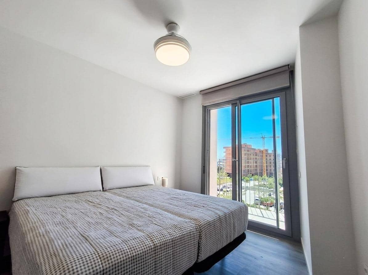 3 slaapkamer Flat te huur in Alicante stad met zwembad garage - € 2.150 (Ref: 9797143)