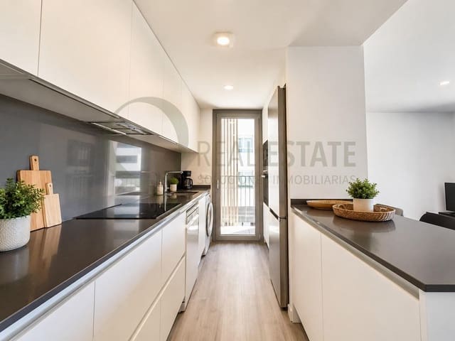 3 quarto Apartamento para arrendar em Benalúa, Alicante cidade com piscina garagem - 2 000 € (Ref: 9797143)