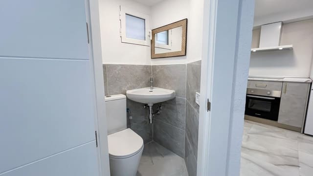 3 slaapkamer Bungalow te huur in Playa de San Juan, Alicante stad met zwembad garage - € 1.850 (Ref: 9799287)