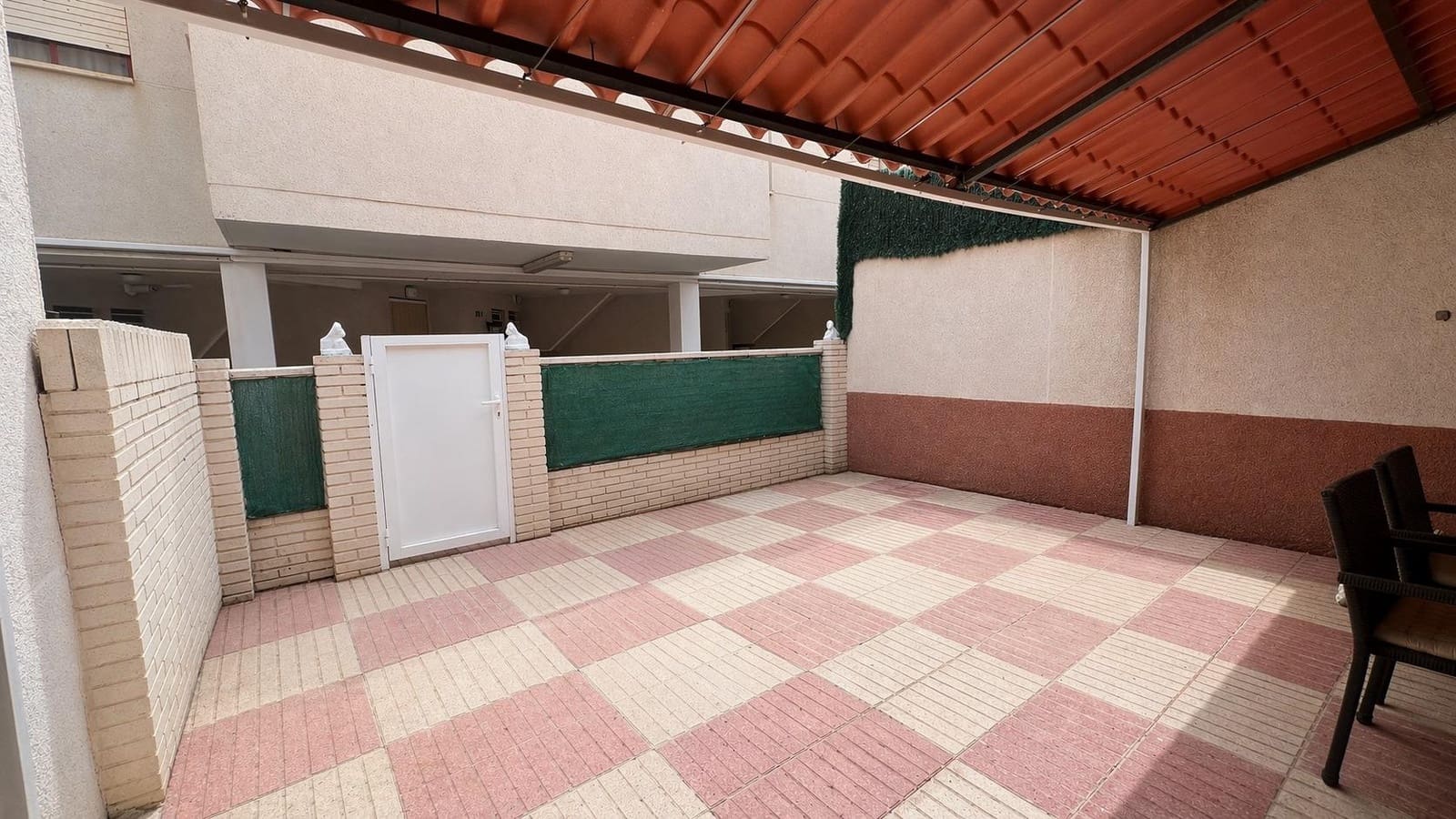 3 sovrum Bungalow att hyra i Playa de San Juan med pool garage - 1 850 € (Ref: 9799287)