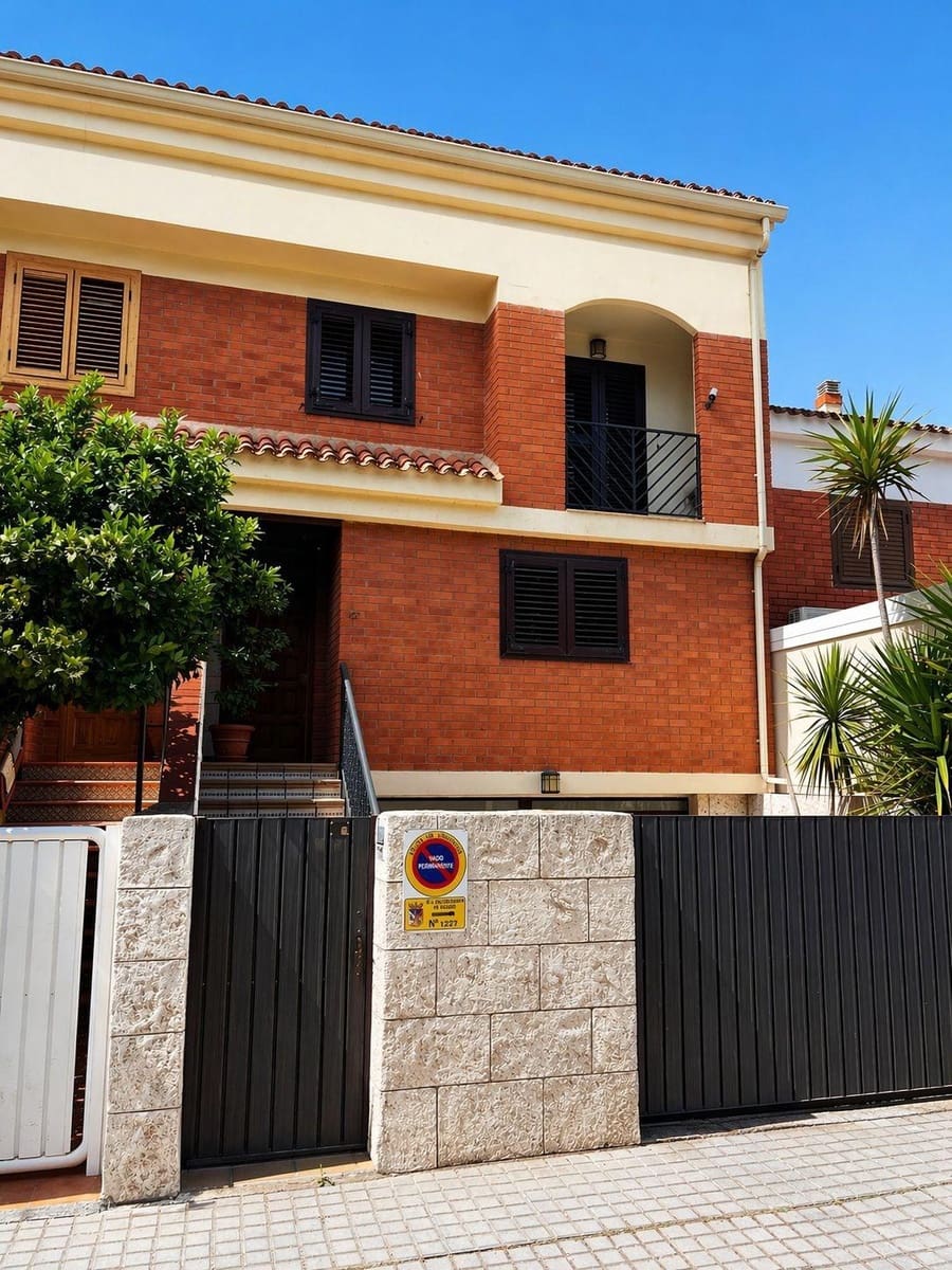 4 Zimmer Bungalow zu verkaufen in Villena mit Pool Garage - 388.000 € (Ref: 9799288)