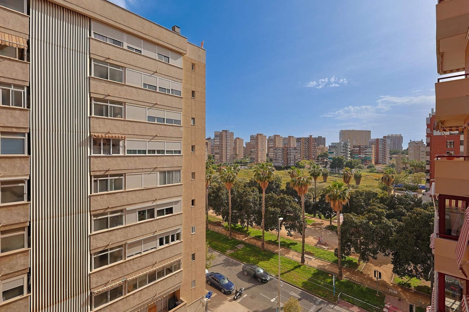 2 Zimmer Wohnung zu verkaufen in Alicante / Alacant Stadt mit Pool - 369.000 € (Ref: 9804312)