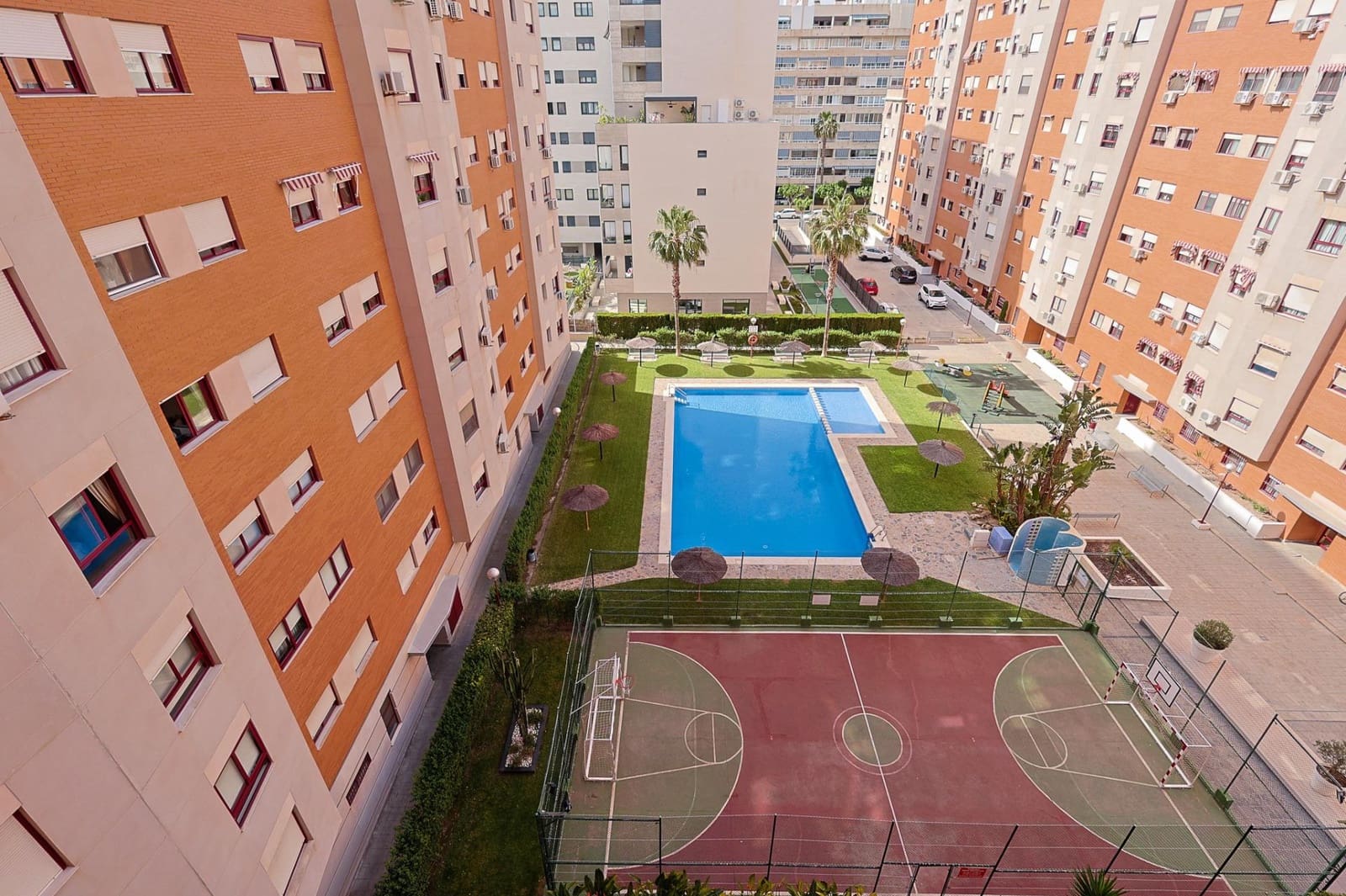 2 Zimmer Wohnung zu verkaufen in Alicante / Alacant Stadt mit Pool - 369.000 € (Ref: 9804312)