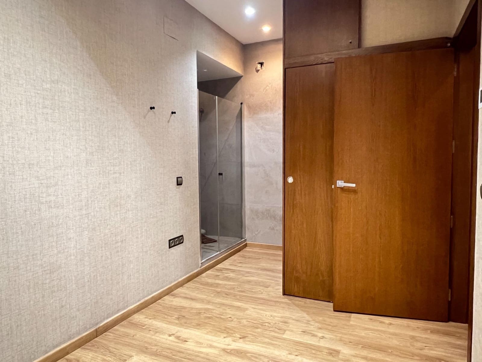 3 sovrum Kommersiell att hyra i Alicante stad - 1 500 € (Ref: 9806509)