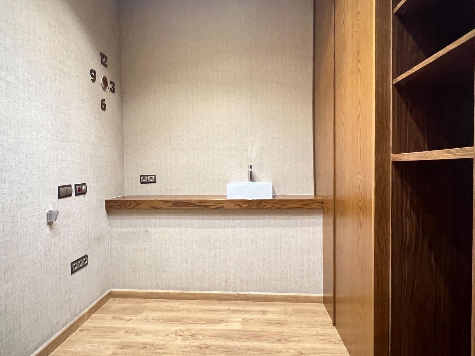 3 sovrum Kommersiell att hyra i Alicante stad - 1 500 € (Ref: 9806509)