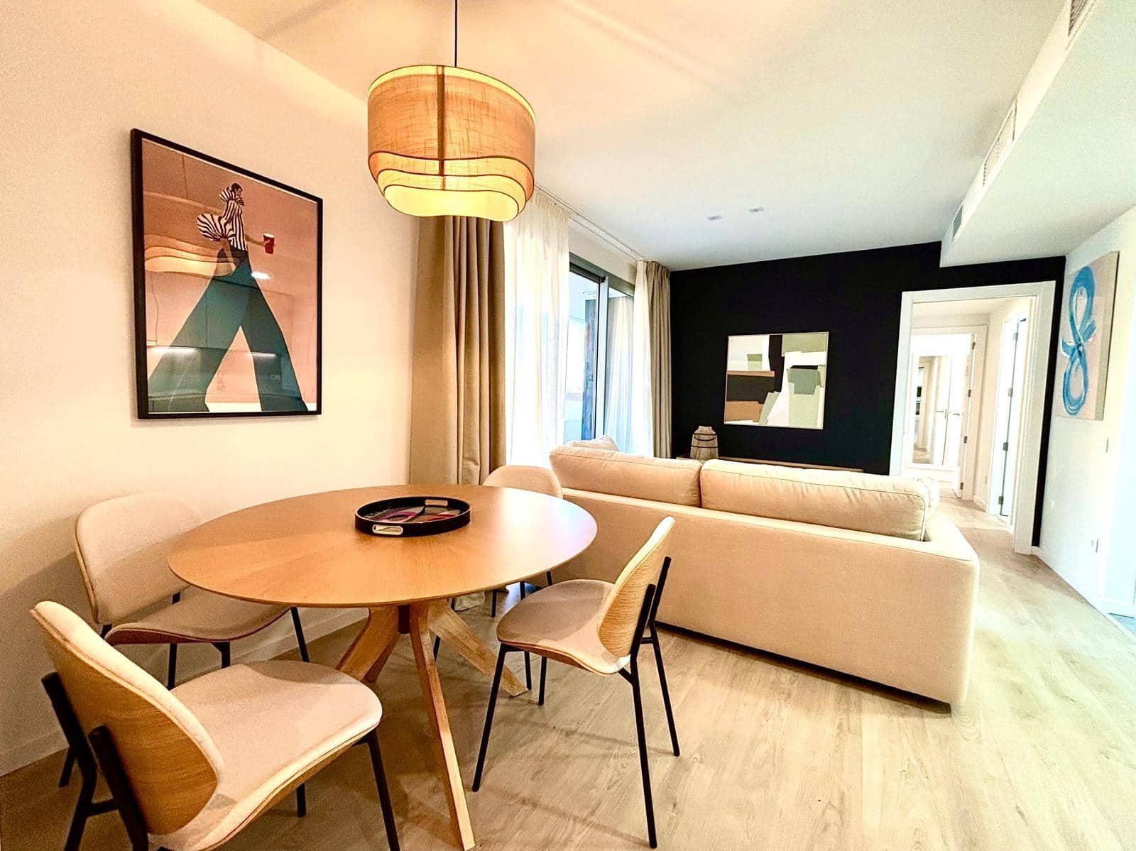 Appartement de 2 chambres à louer à Alicante ville avec piscine garage - 1 700 € (Ref: 9806510)