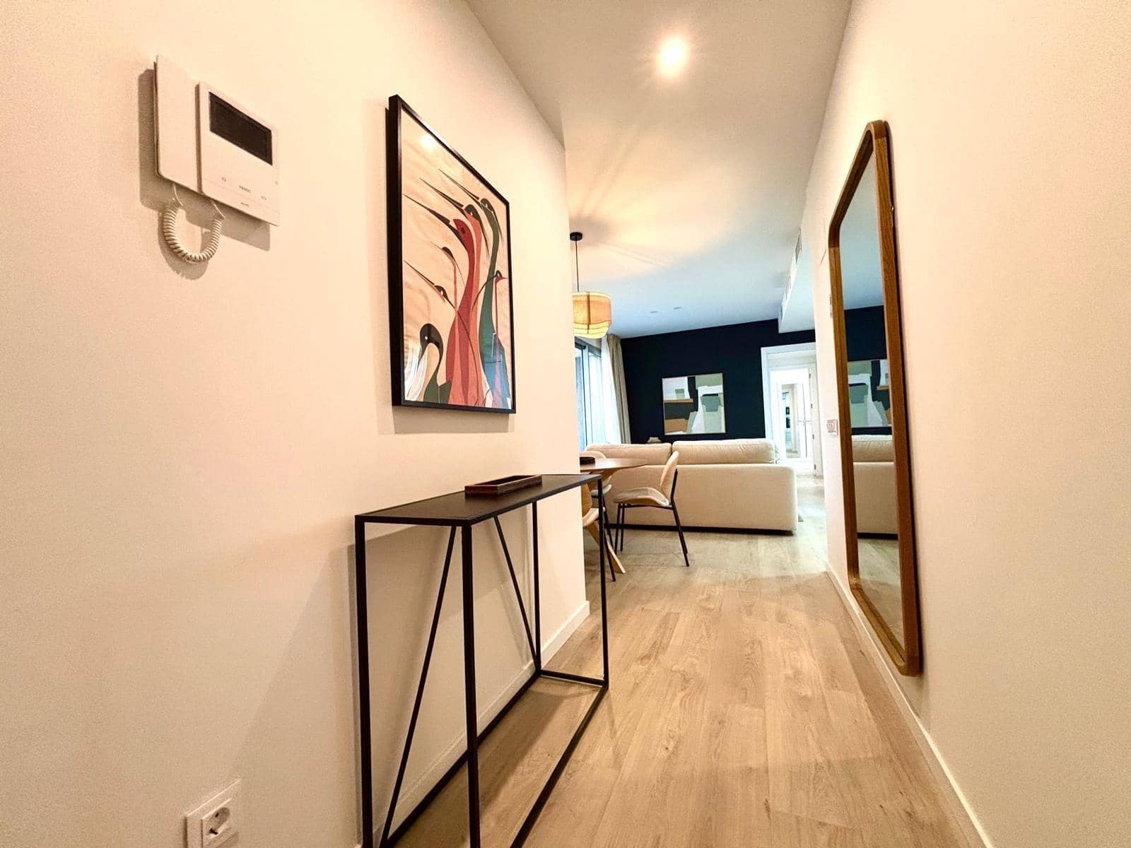 Appartement de 2 chambres à louer à Alicante ville avec piscine garage - 1 700 € (Ref: 9806510)