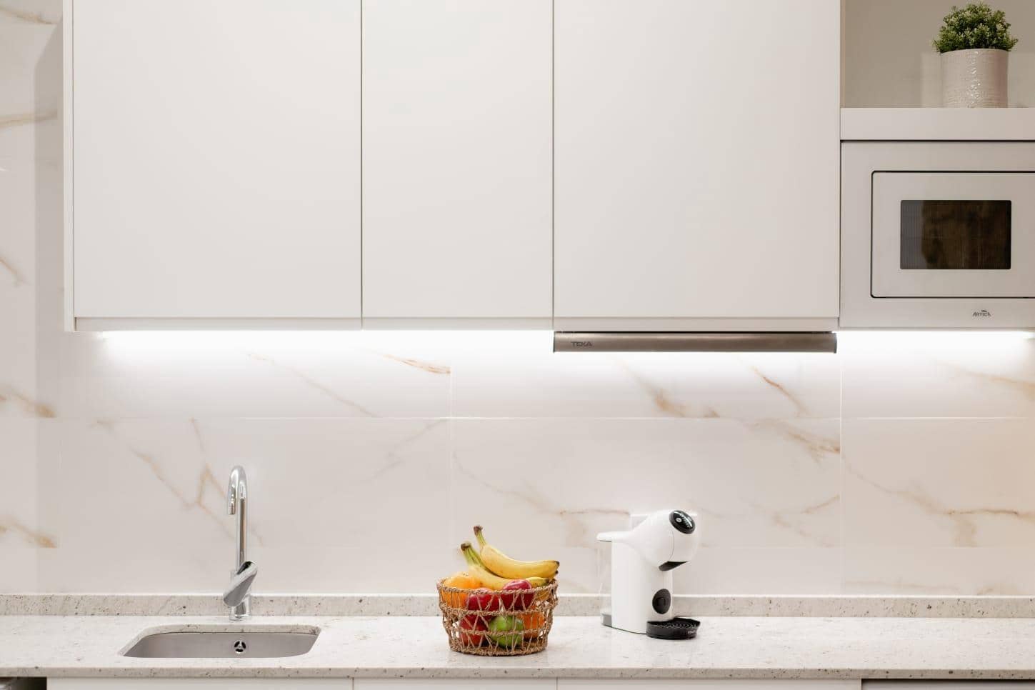 Apartamento de 1 habitación en Alicante / Alacant ciudad en venta - 255.000 € (Ref: 9808002)