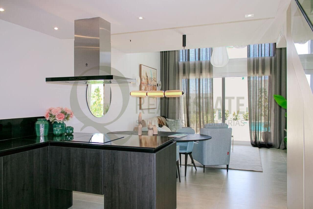 3 sovrum Radhus till salu i Algorfa med pool garage - 495 000 € (Ref: 9811941)