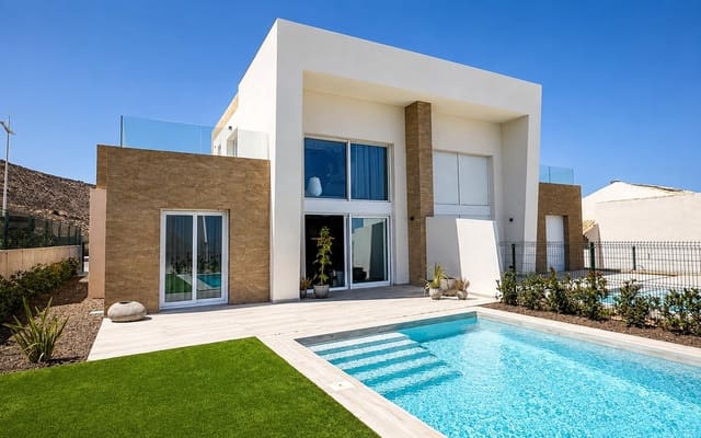 3 soveværelse Rækkehus til salg i Algorfa med swimmingpool garage - € 495.000 (Ref: 9811941)