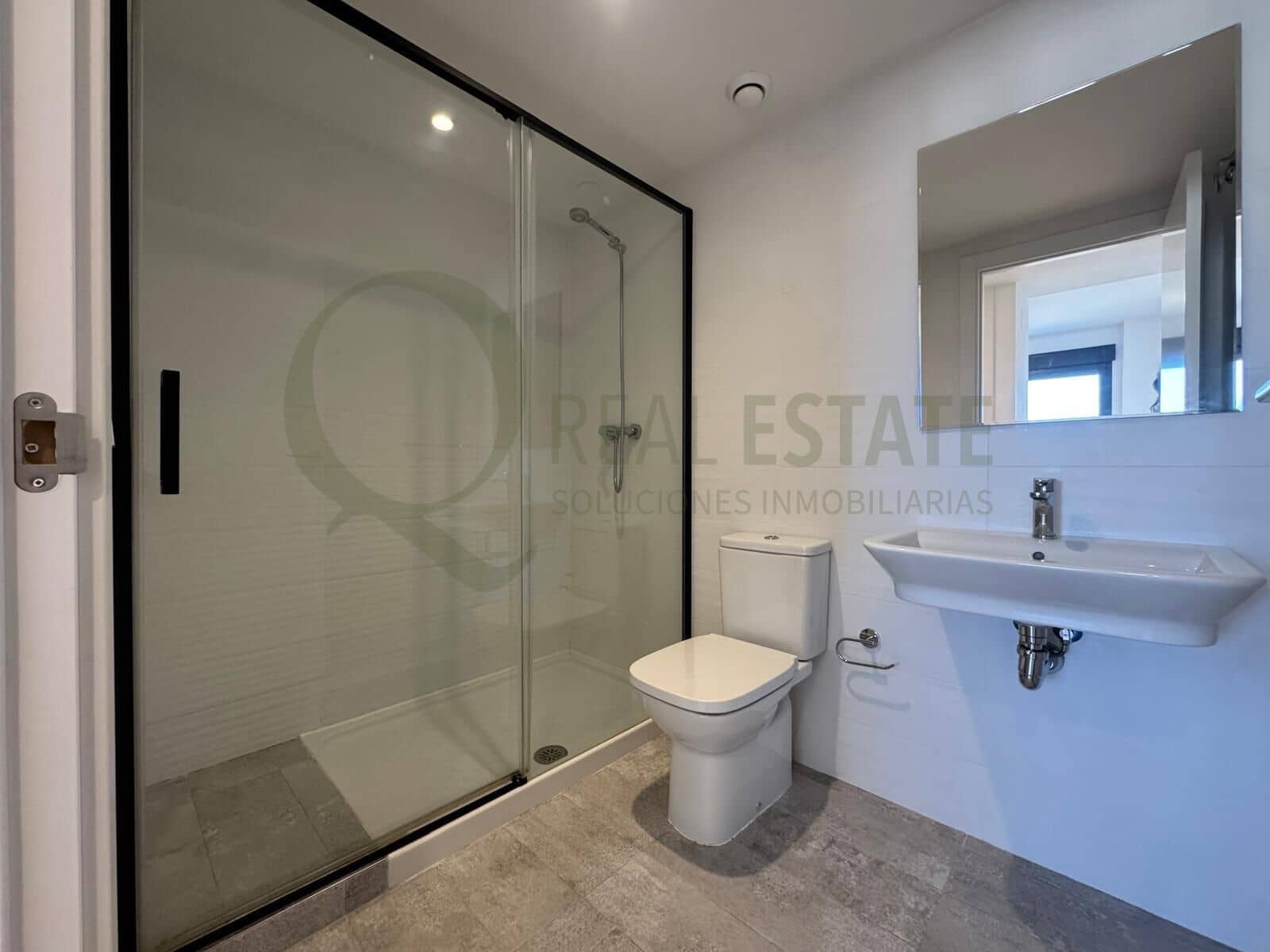 3 bedroom Flat for rent in Playa de San Juan with pool garage - € 1,900 (Ref: 9815869)