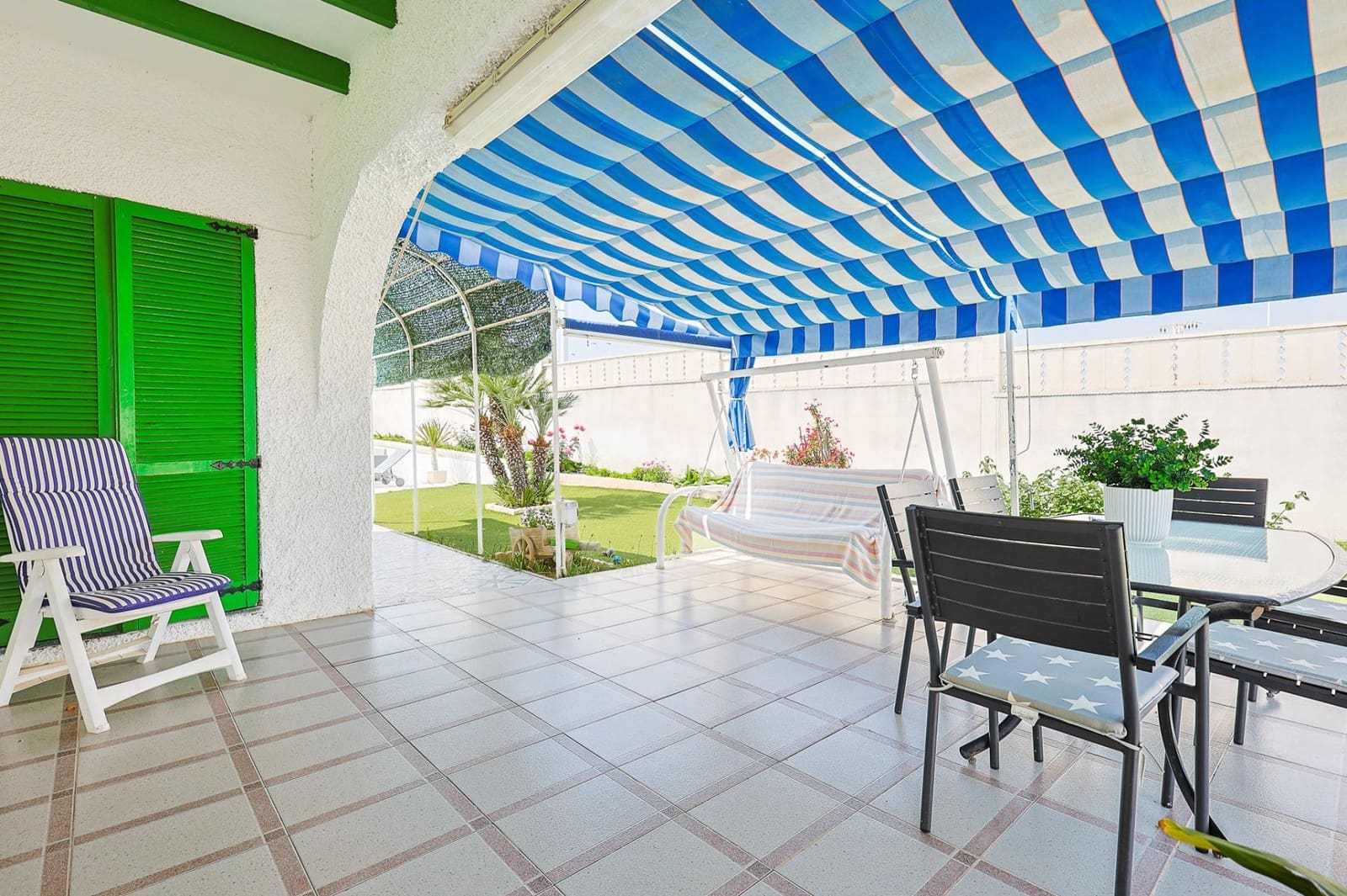 3 soveværelse Villa til salg i Arenales del Sol med swimmingpool garage - € 495.000 (Ref: 9820538)