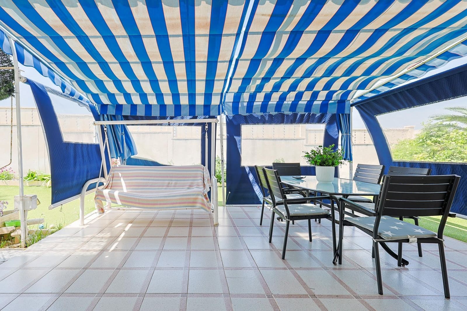 3 soveværelse Villa til salg i Arenales del Sol med swimmingpool garage - € 495.000 (Ref: 9820538)