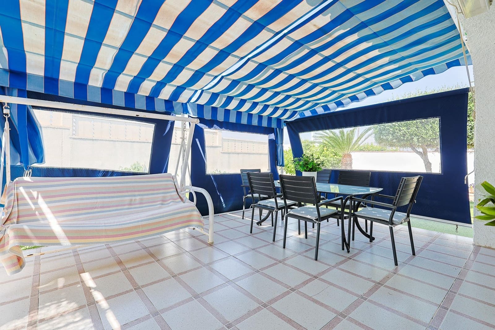 3 soveværelse Villa til salg i Arenales del Sol med swimmingpool garage - € 495.000 (Ref: 9820538)
