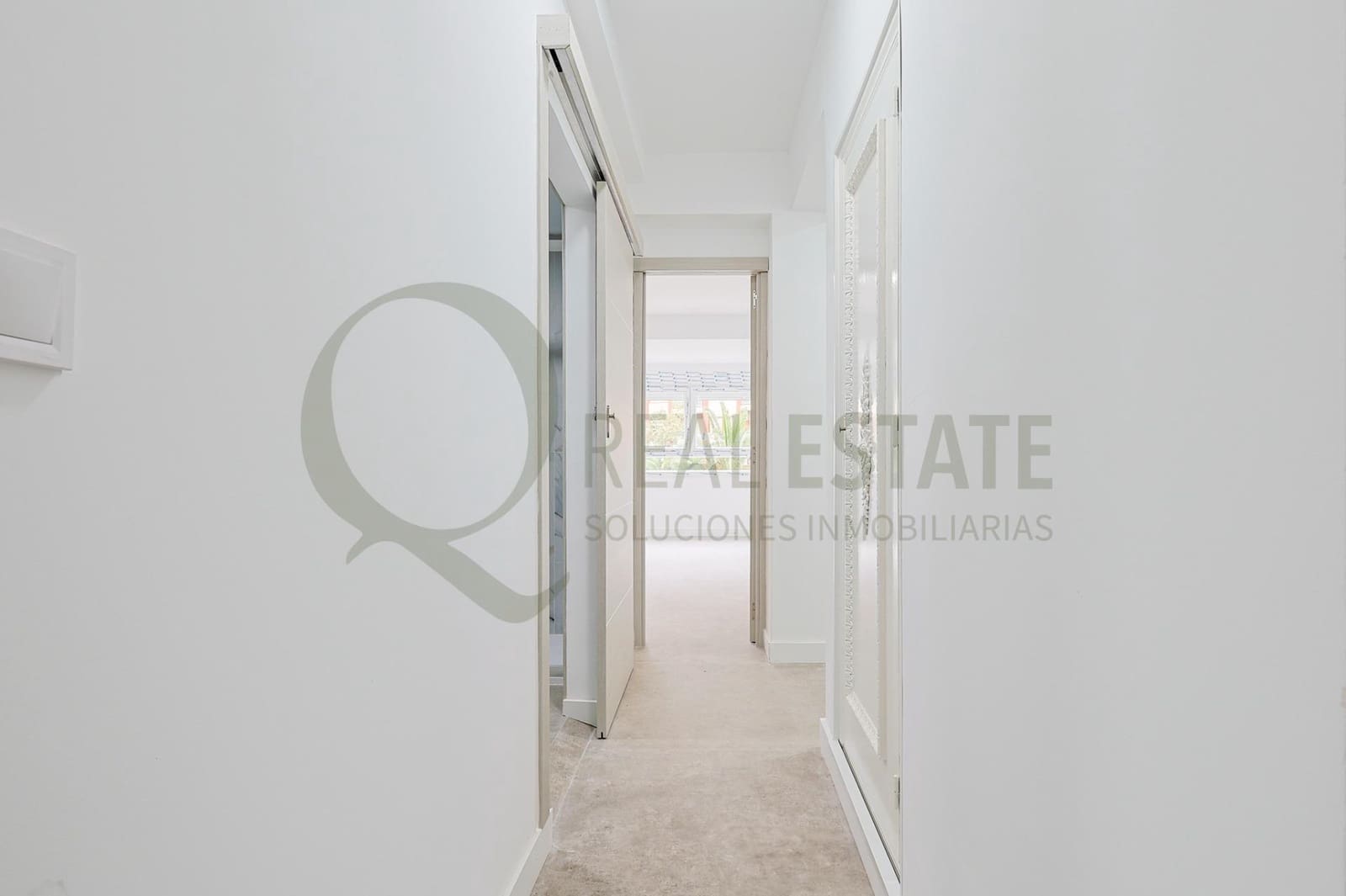 3 soveværelse Lejlighed til salg i Alicante by - € 320.000 (Ref: 9822954)
