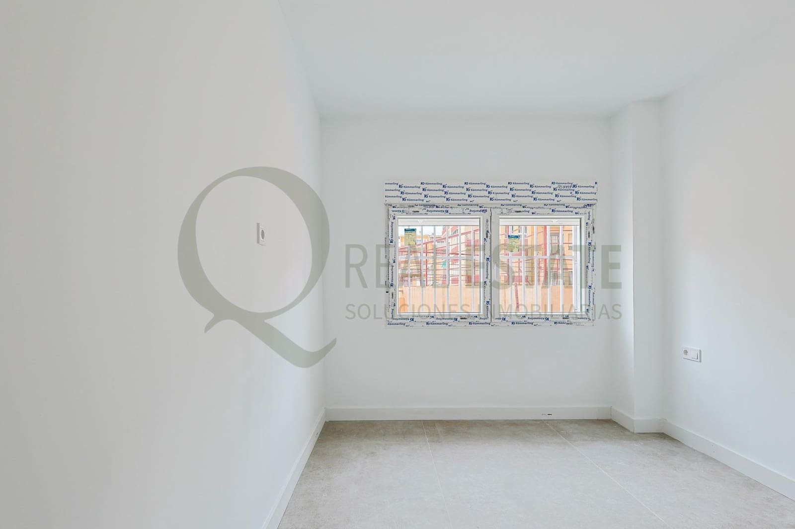 3 soveværelse Lejlighed til salg i Alicante by - € 320.000 (Ref: 9822954)