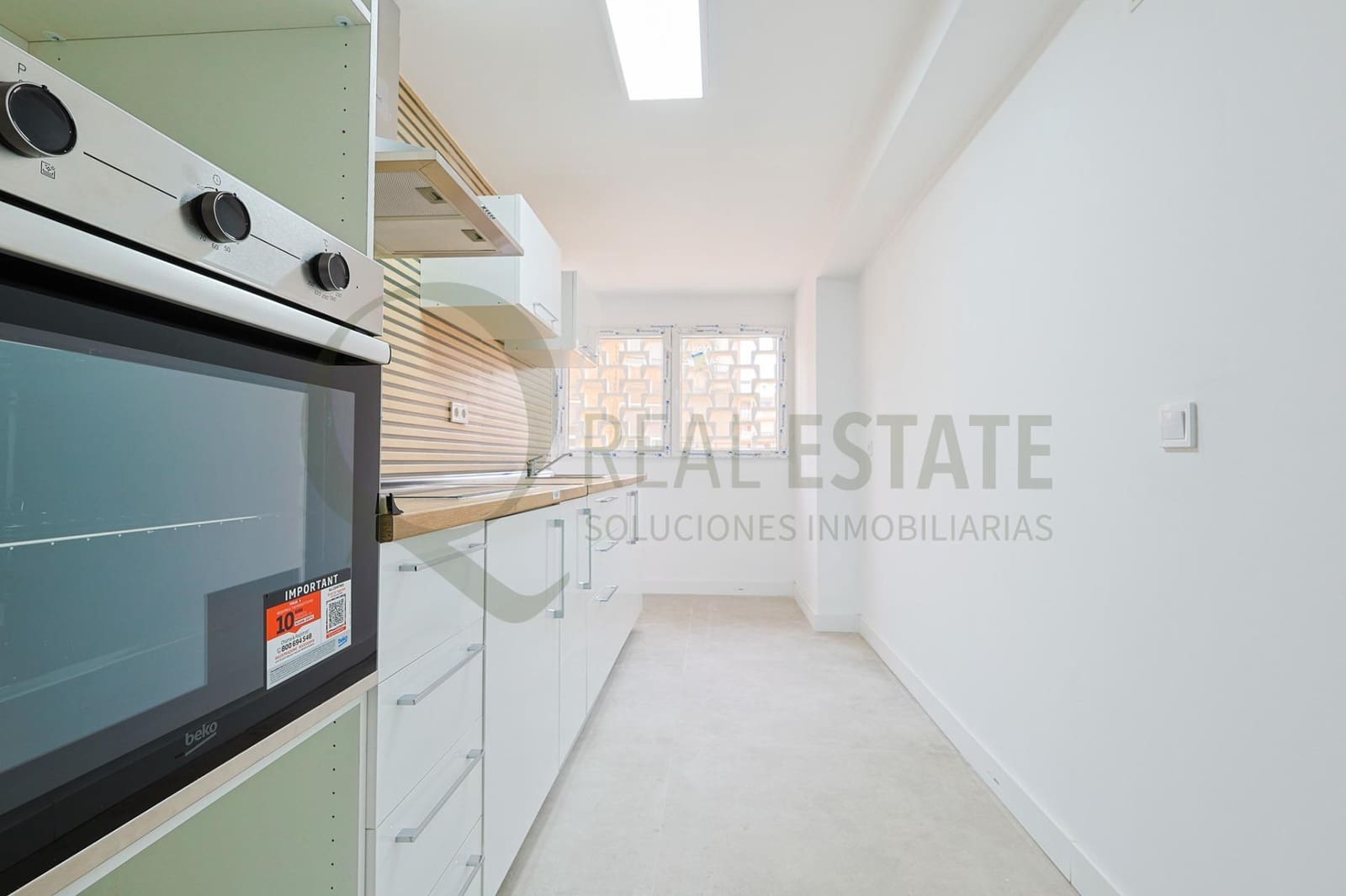 3 soveværelse Lejlighed til salg i Alicante by - € 320.000 (Ref: 9822954)