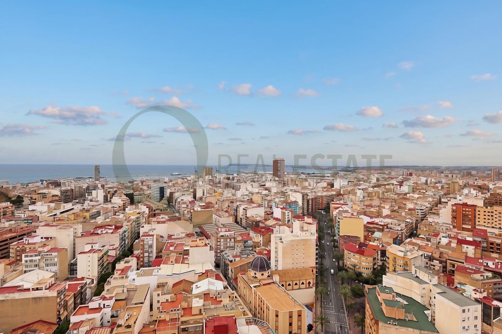 3 soveværelse Lejlighed til salg i Alicante by - € 320.000 (Ref: 9822954)