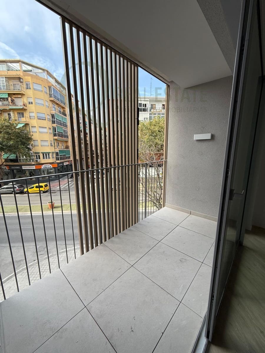 2 Zimmer Wohnung zu vermieten in Alicante / Alacant Stadt mit Pool Garage - 1.450 € (Ref: 9829190)