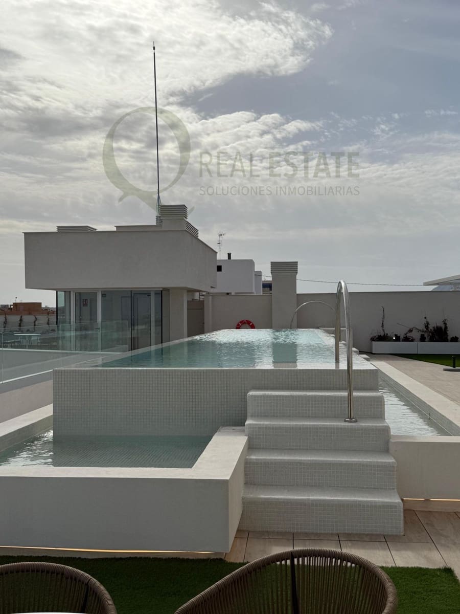 2 Zimmer Wohnung zu vermieten in Alicante / Alacant Stadt mit Pool Garage - 1.450 € (Ref: 9829190)