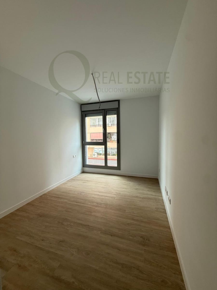 2 bedroom Flat for rent in Alicante / Alacant city with pool garage - € 1,450 (Ref: 9829190)