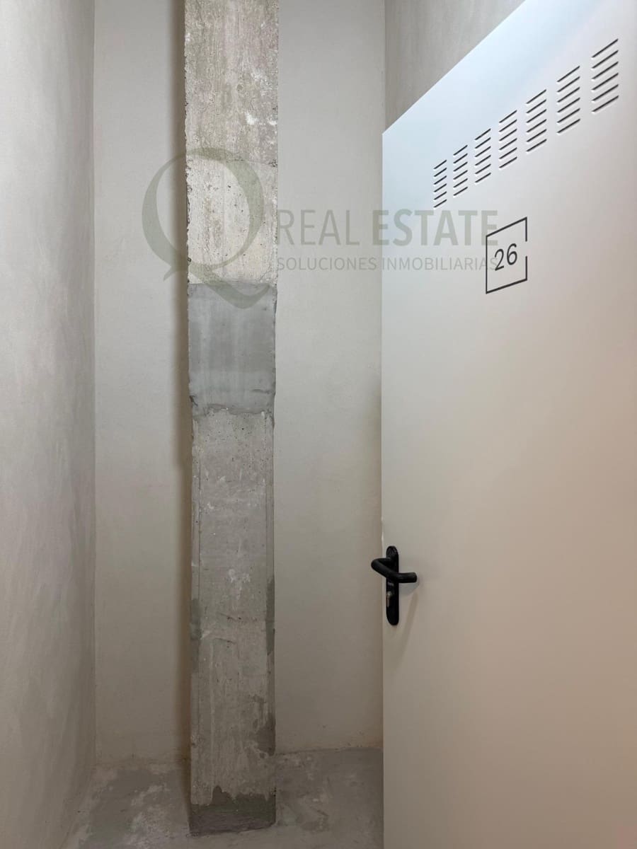 2 bedroom Flat for rent in Alicante / Alacant city with pool garage - € 1,450 (Ref: 9829190)