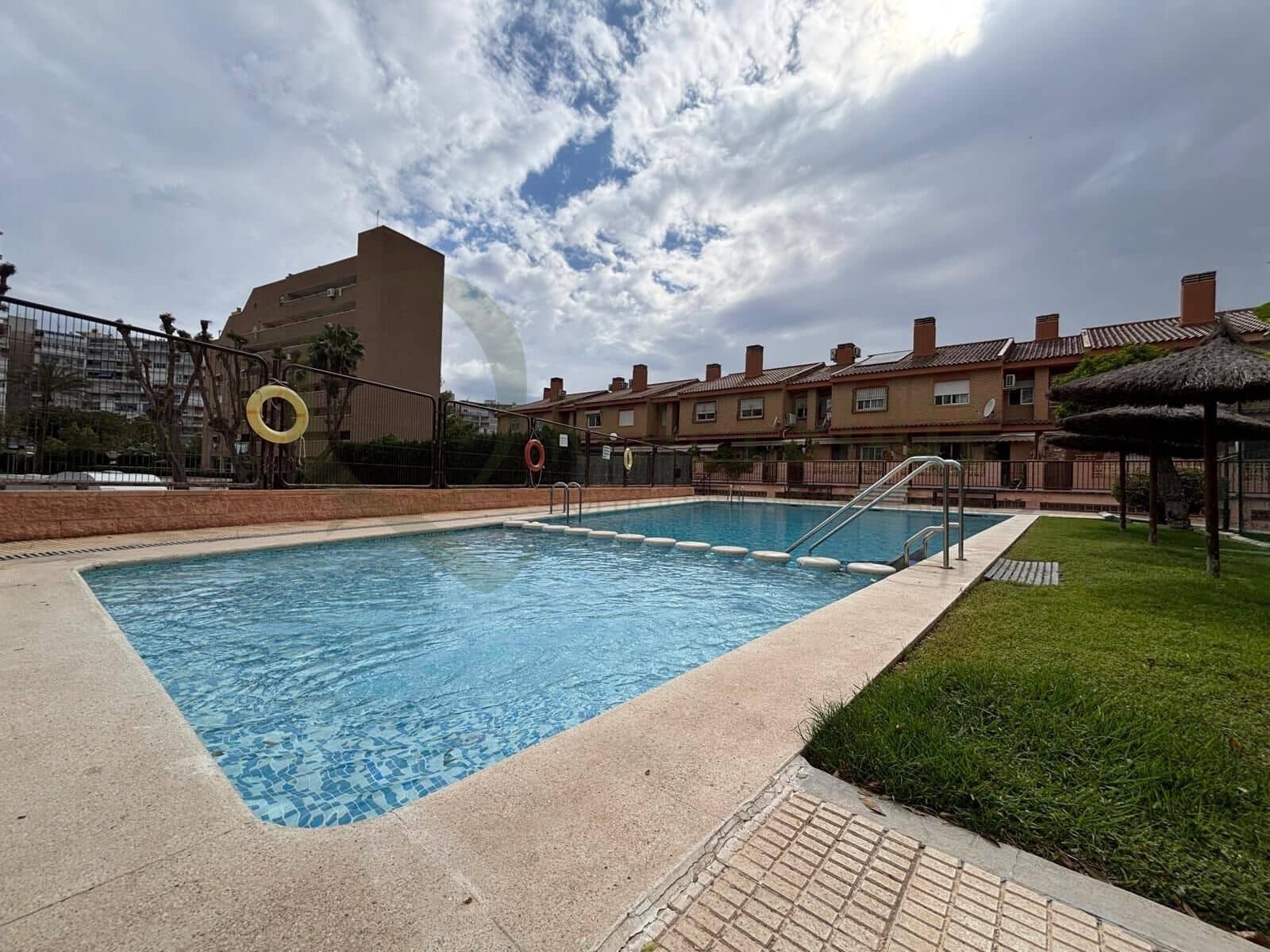 5 bedroom Terraced Villa for sale in Playa de San Juan with pool garage - € 499,000 (Ref: 9831565)