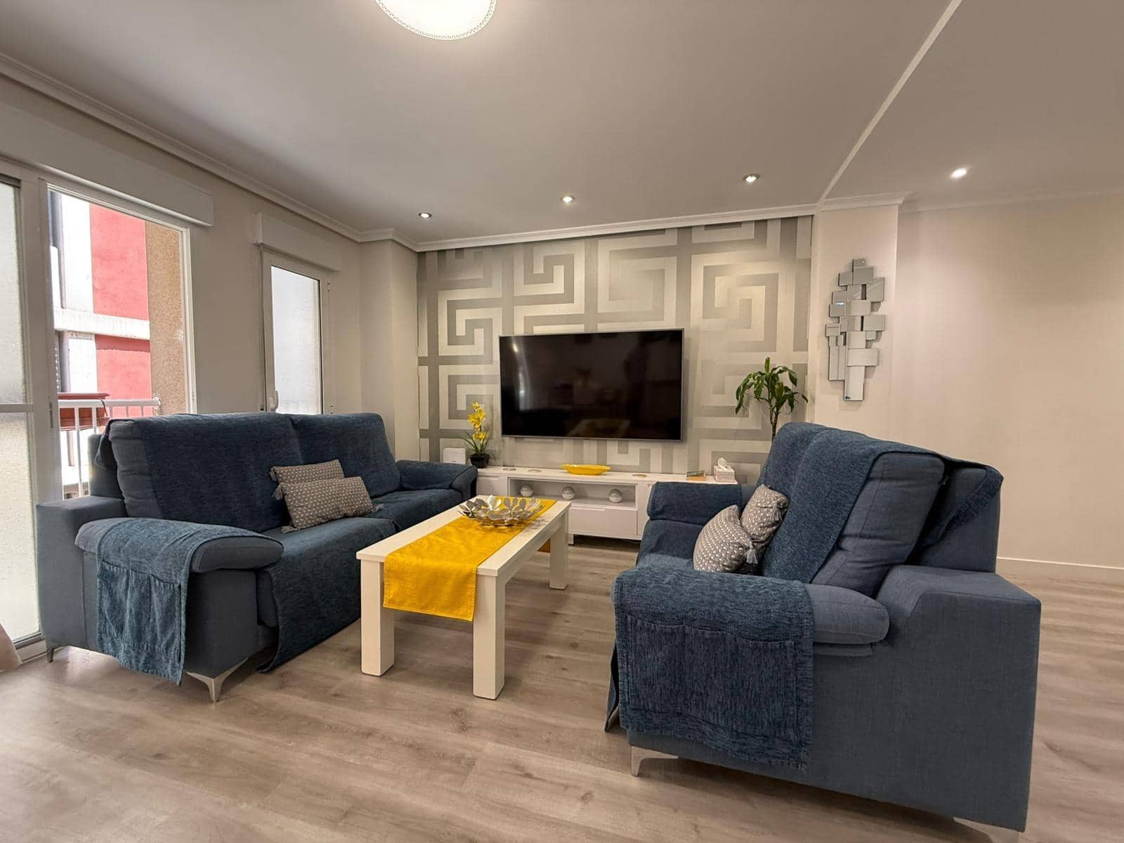 3 sypialnia Mieszkanie do wynajęcia w Miasto Alicante / Alacant - 1 300 € (Ref: 9833688)