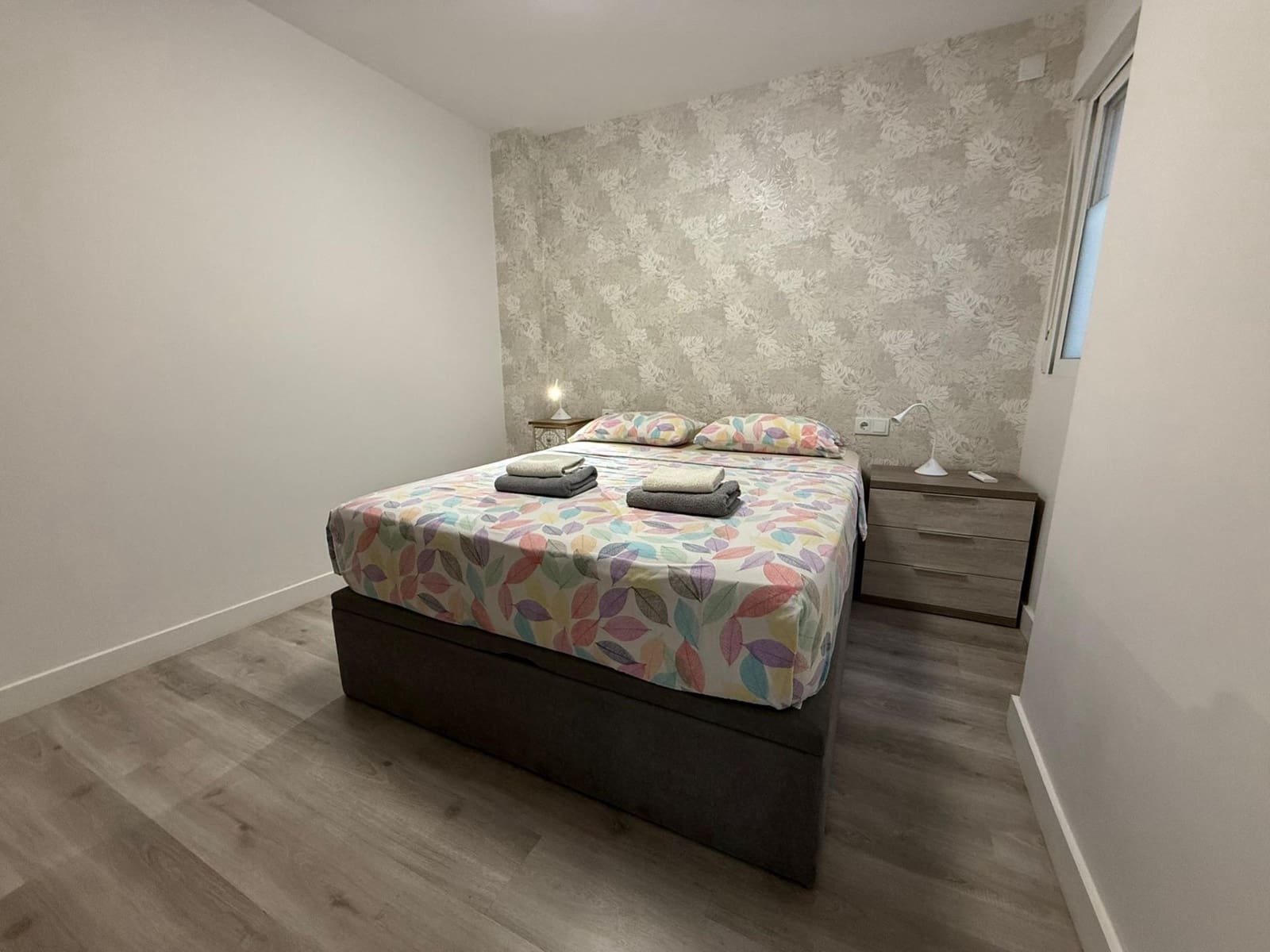3 sypialnia Mieszkanie do wynajęcia w Miasto Alicante / Alacant - 1 300 € (Ref: 9833688)