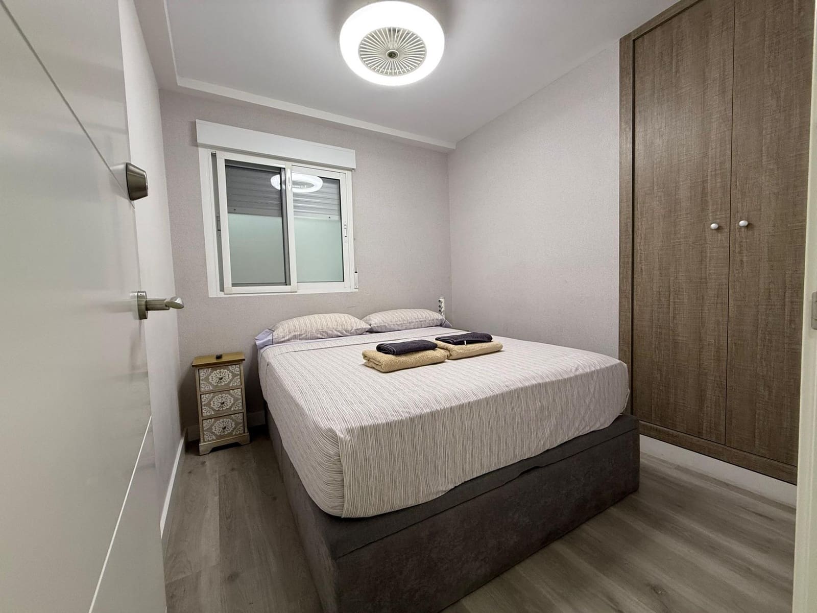 3 sypialnia Mieszkanie do wynajęcia w Miasto Alicante / Alacant - 1 300 € (Ref: 9833688)