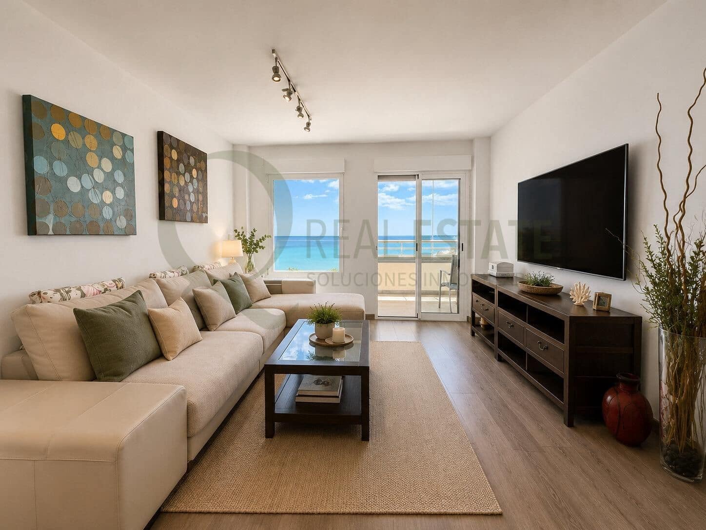 3 bedroom Flat for sale in Playa de Muchavista with pool - € 825,000 (Ref: 9836265)