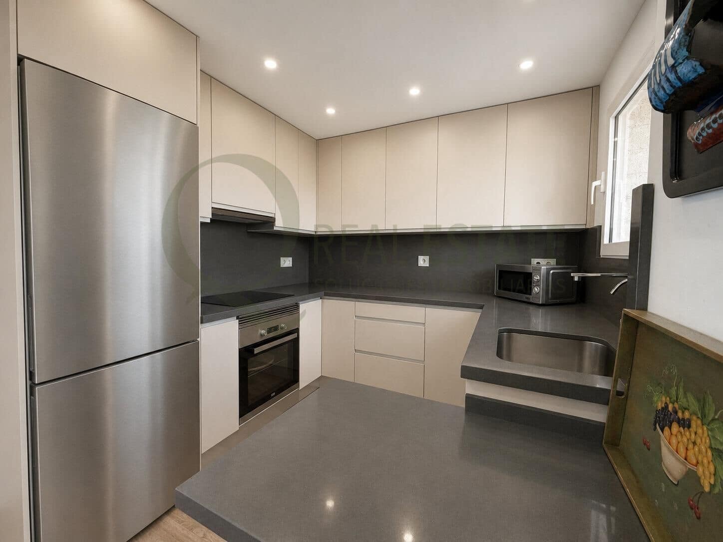 3 bedroom Flat for sale in Playa de Muchavista with pool - € 825,000 (Ref: 9836265)