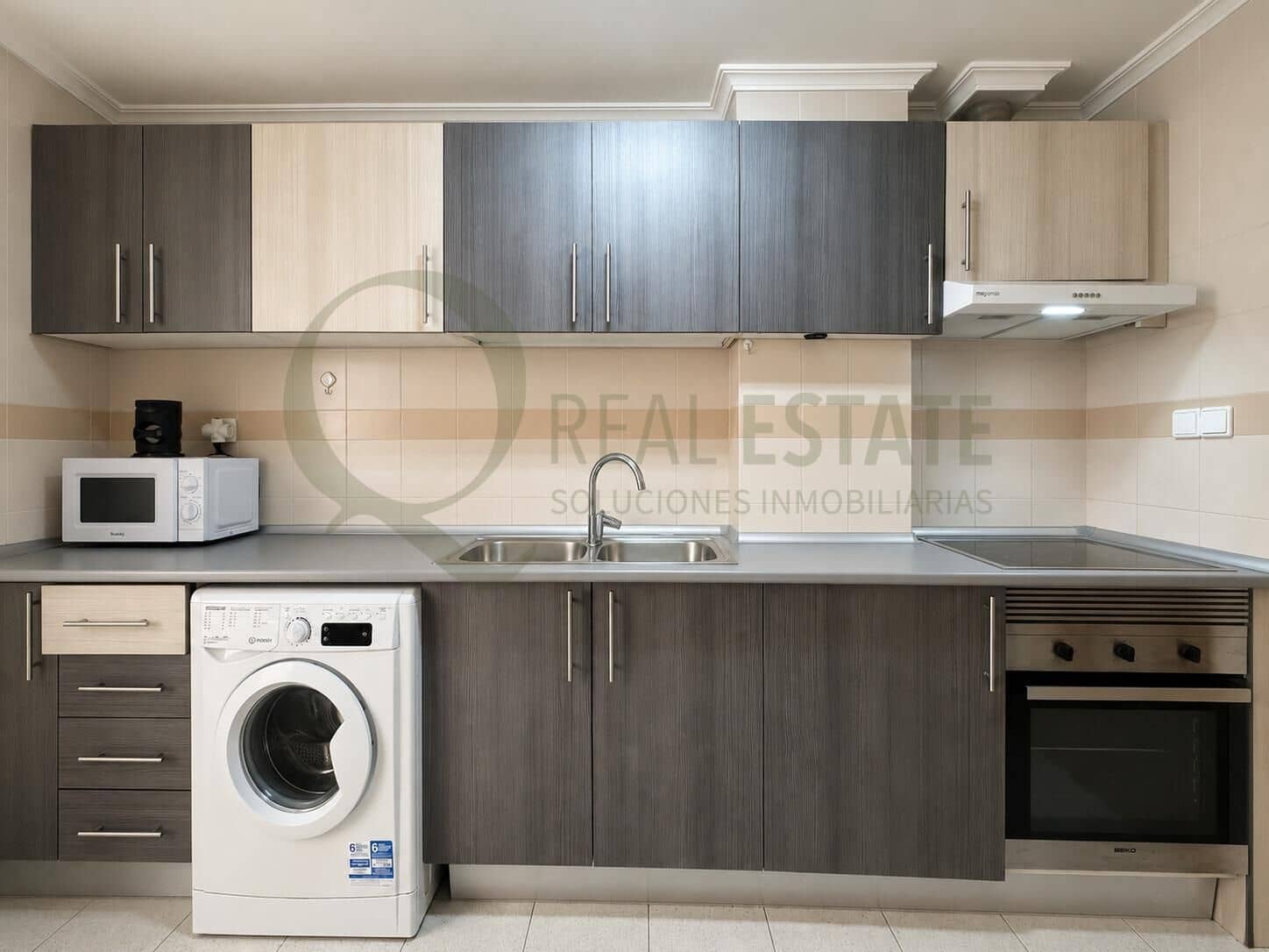 3 bedroom Flat for sale in San Juan de Alicante / Sant Joan d'Alacant - € 250,000 (Ref: 9839279)