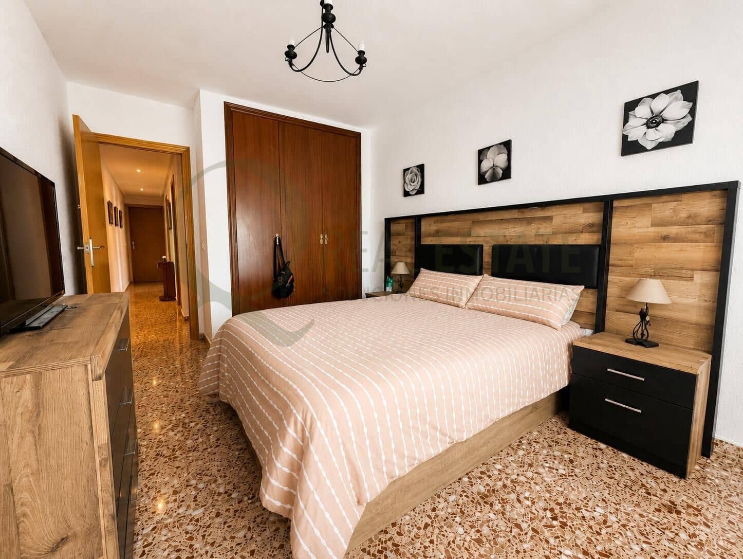 3 bedroom Flat for sale in San Juan de Alicante / Sant Joan d'Alacant - € 250,000 (Ref: 9839279)