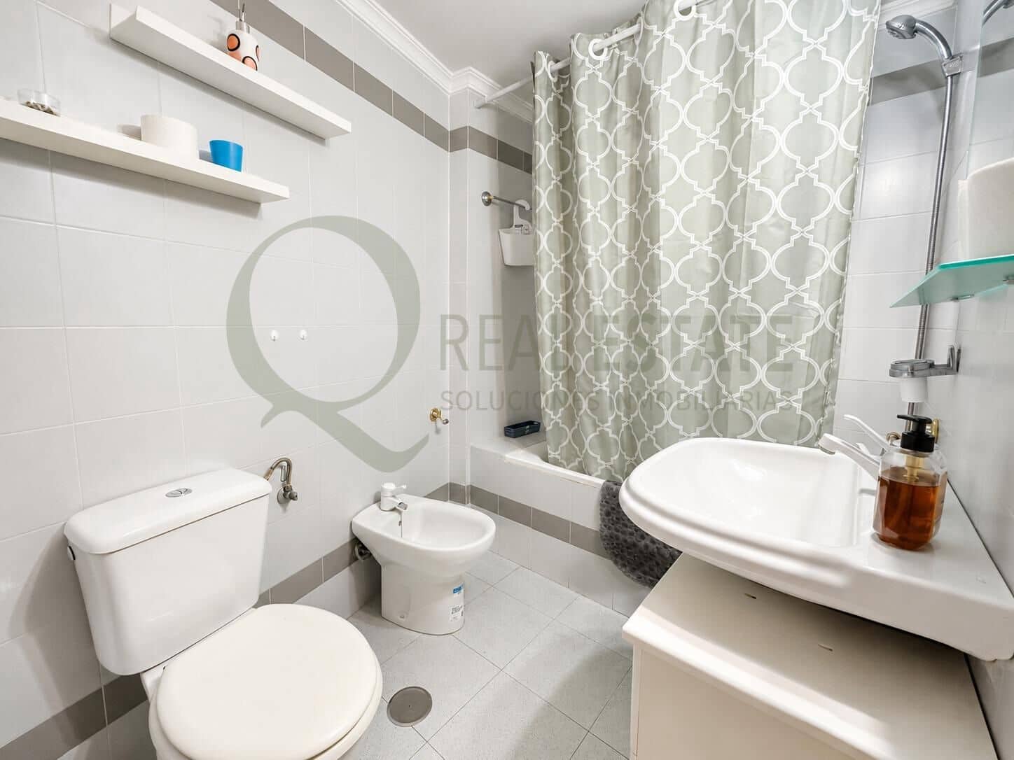3 bedroom Flat for sale in San Juan de Alicante / Sant Joan d'Alacant - € 250,000 (Ref: 9839279)