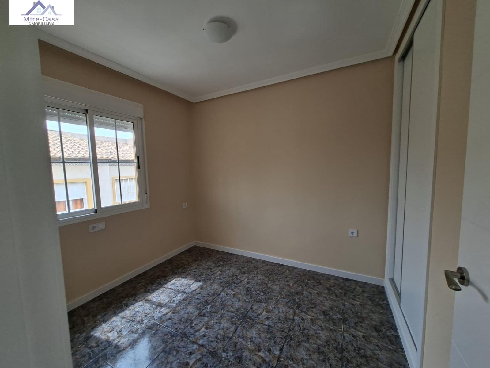 2 slaapkamer Bungalow te koop in Orihuela Costa met zwembad - € 179.000 (Ref: 10030952)