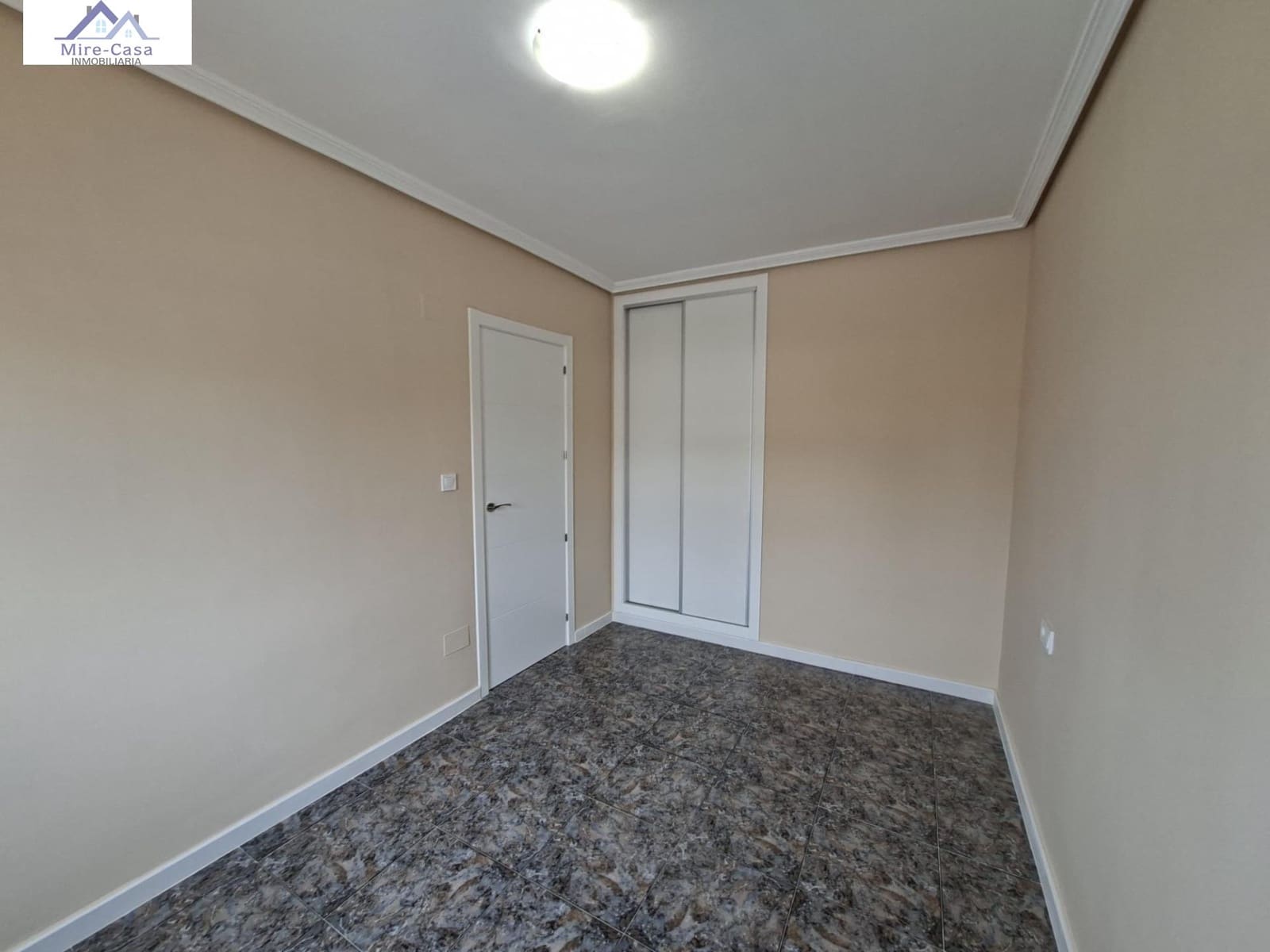 2 slaapkamer Bungalow te koop in Orihuela Costa met zwembad - € 179.000 (Ref: 10030952)
