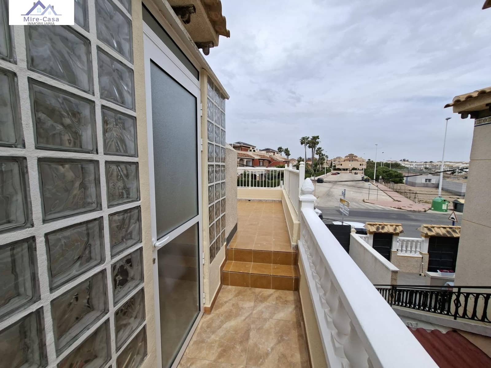 2 slaapkamer Bungalow te koop in Orihuela Costa met zwembad - € 179.000 (Ref: 10030952)